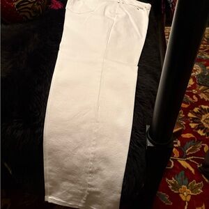 Ellen Tracy Elegant Cream Trousers